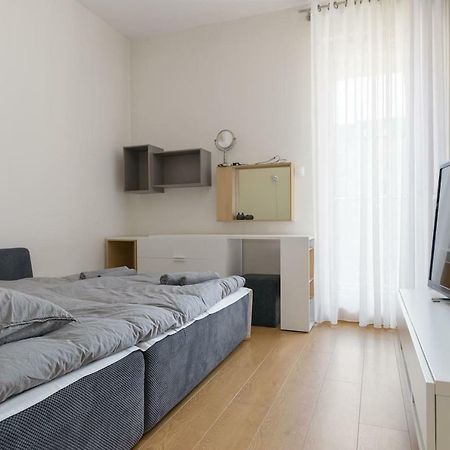 Dabrowskiego Apartment Poznan Exterior photo